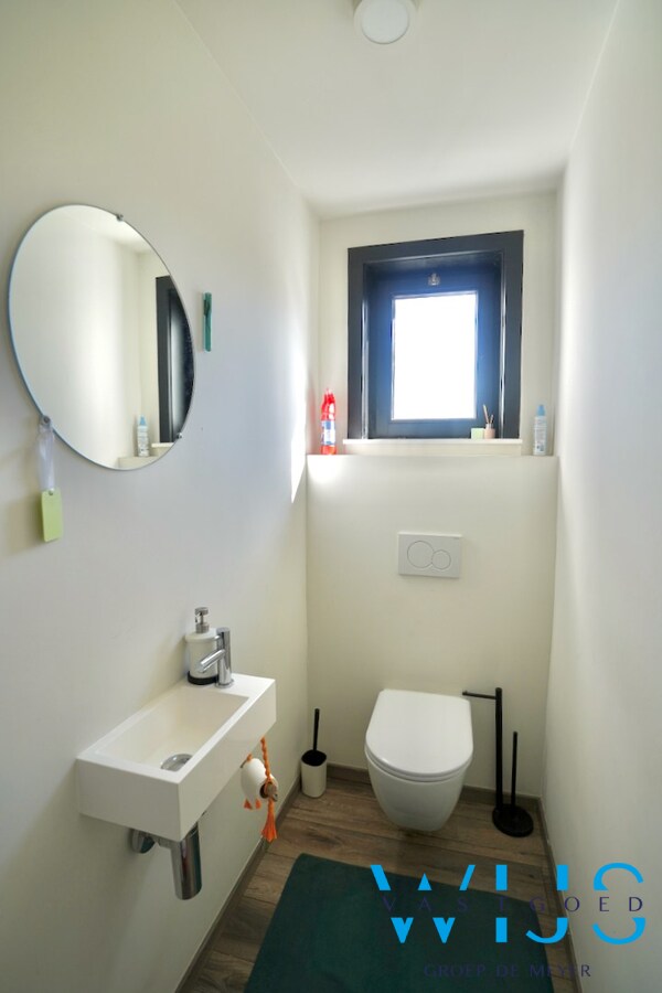 Instapklaar 3 slaapkamerappartement in hartje ASSENEDE! 