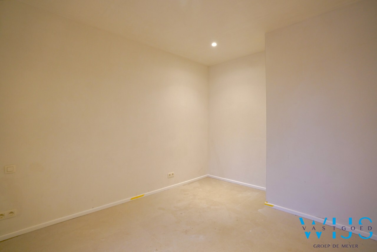 Prachtig nieuwbouwappartement met twee terrassen in centrum Wachtebeke! 