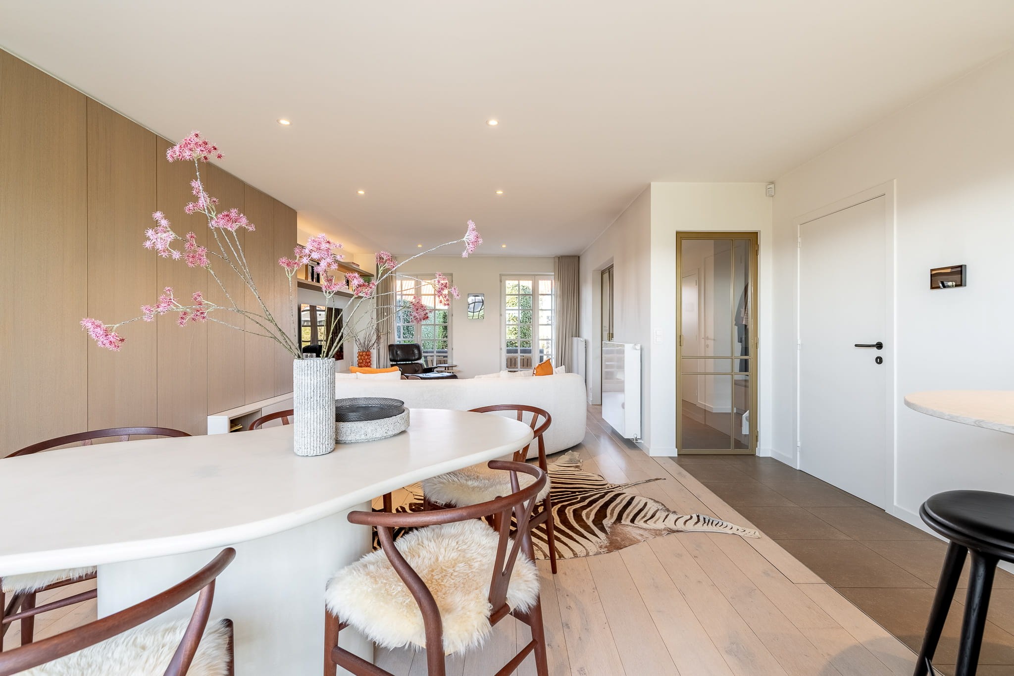 Maison récemment rénovée à vendre avec une vue magnifique sur les polders. 