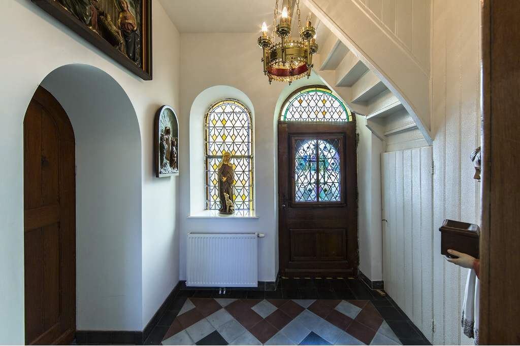 VAALS - Nederland: Monumentaal landgoed met landhuis, kapel en horecapaviljoen. 