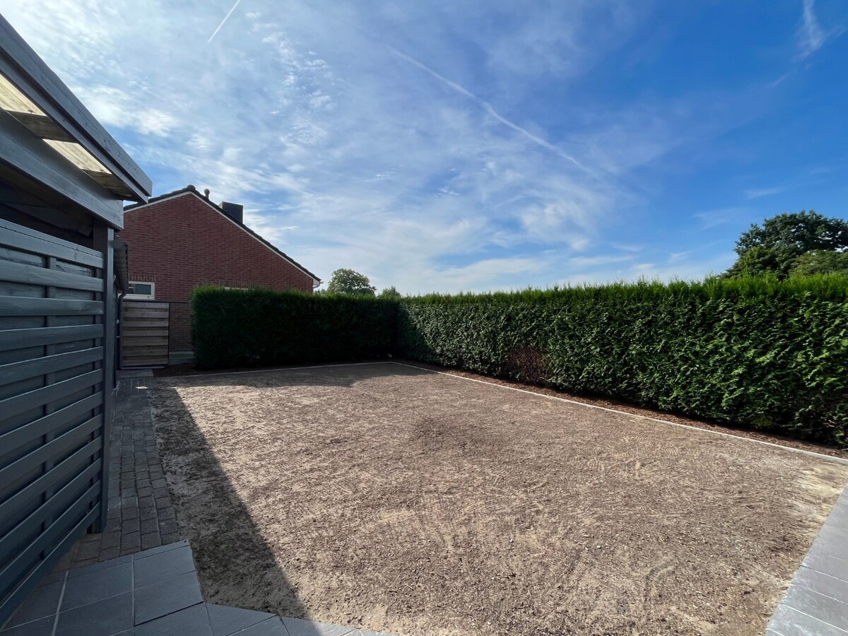 Gezellige woning met 4 slaapkamers in Zulte 