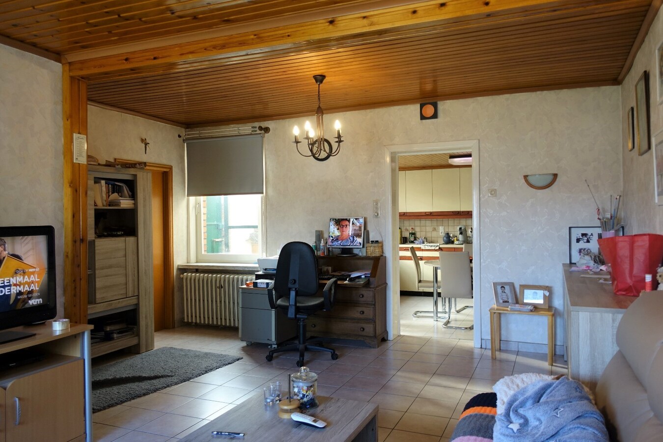 Uitzonderlijk gelegen woning met grote tuin 