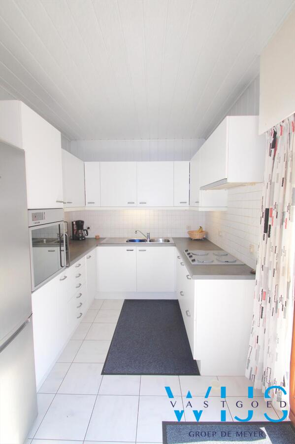 Gezellige goed onderhouden bungalow op een mooi perceel 