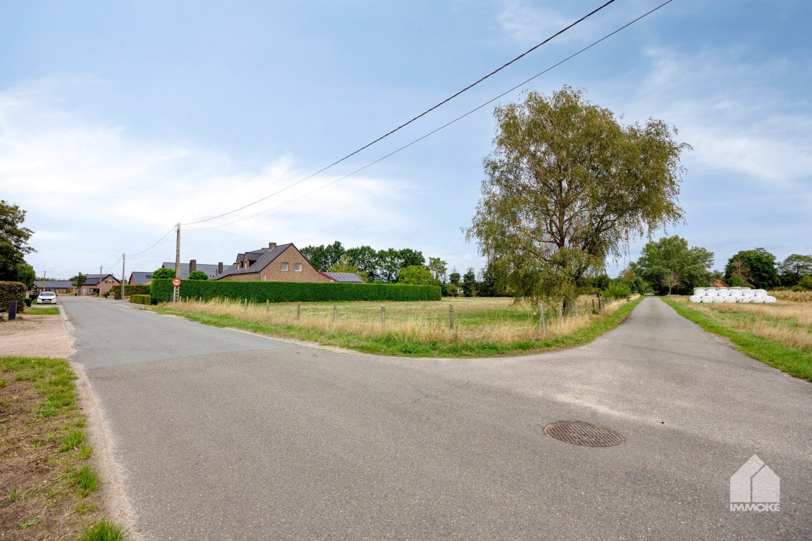 Stijlvol landhuis op 14a 88ca met aangrenzend weiland van 35a 5ca. 