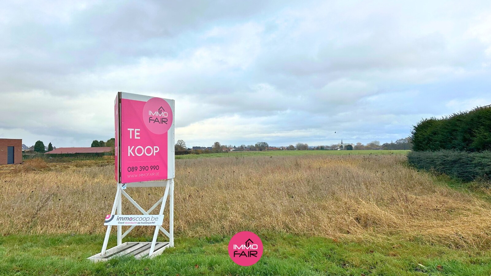 Bouwgrond voor open bebouwing van 1038 m² 