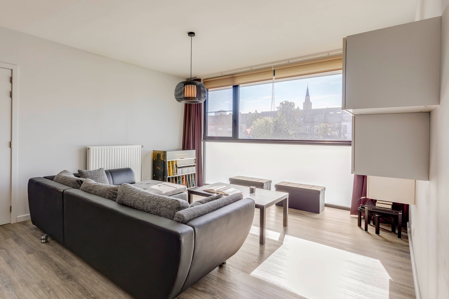 Bel-etage appartement aan het water met mooie tuin! 