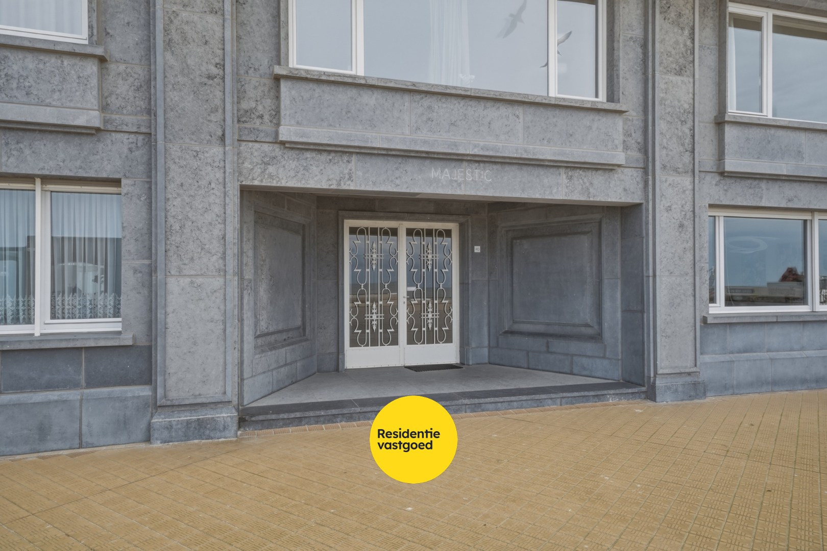 Appartement met zijdelings zeezicht op topligging aan de Albert I-promenade in Oostende 