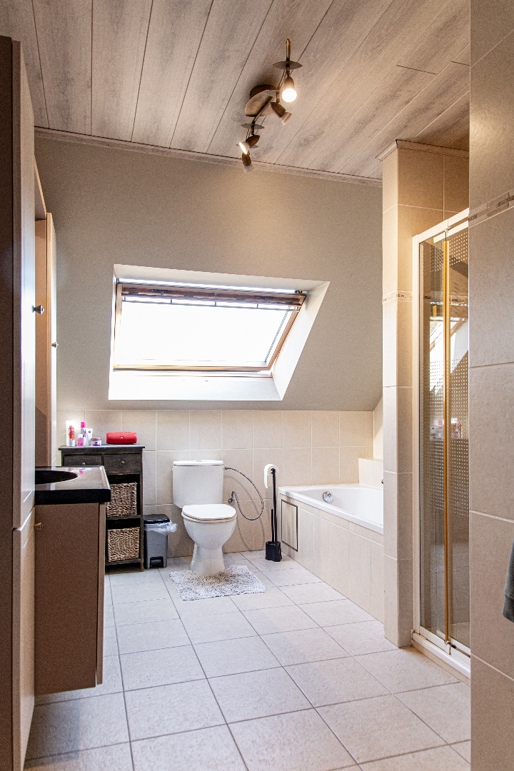 Voor de snelle beslissers, ruimte binnen én buiten ! 