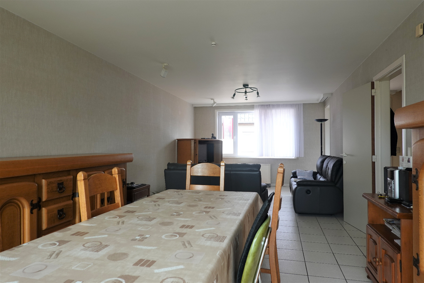 Duplexappartement in centrum Gistel met garage 