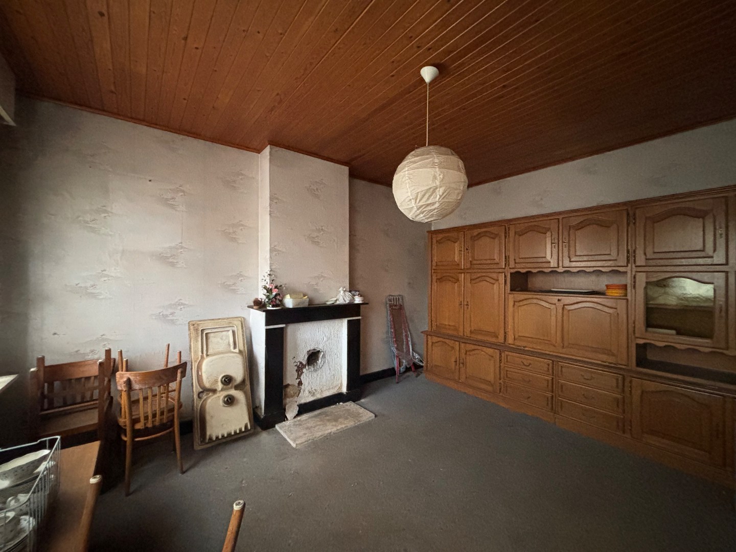 Te renoveren hoeve op 23a 16ca in een rustige omgeving te Mol 