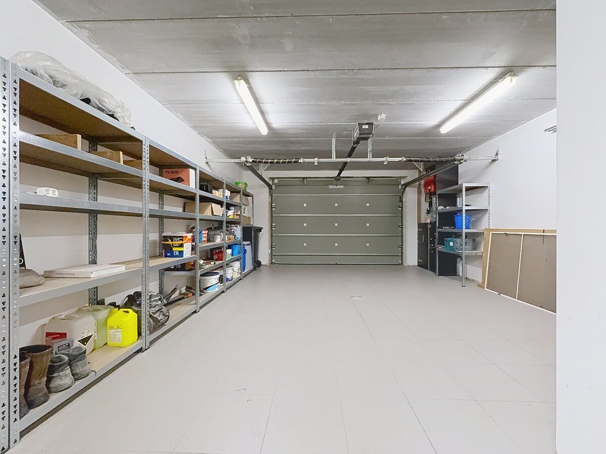 Hedendaagse en energiezuinige HOB in landelijke omgeving 