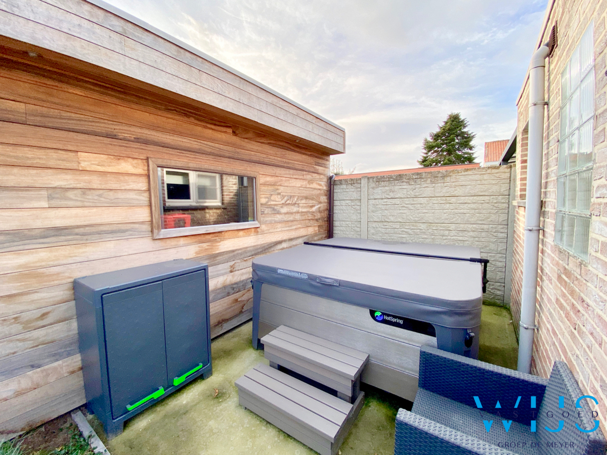 Super gezellige instapklare woning in Hartje Assenede ! 