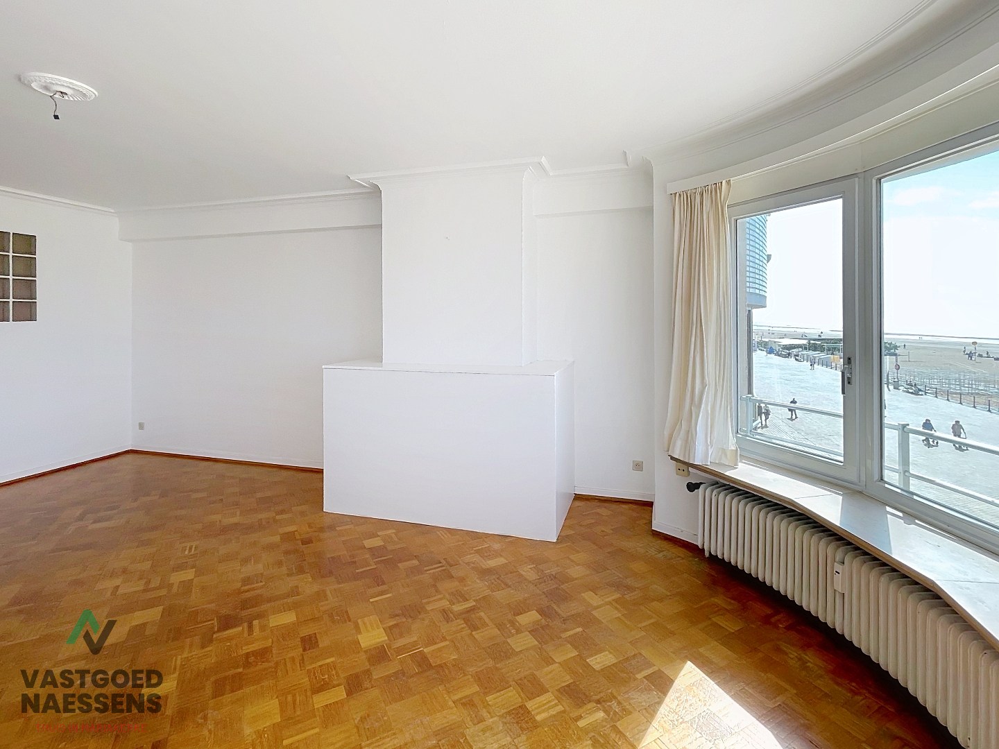 RUIM 2 SLPK APP MET FRONTAAL ZEEZICHT 