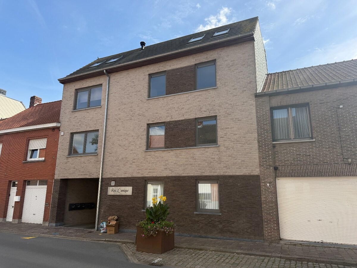 Ruim duplex-appartement met zonneterras 