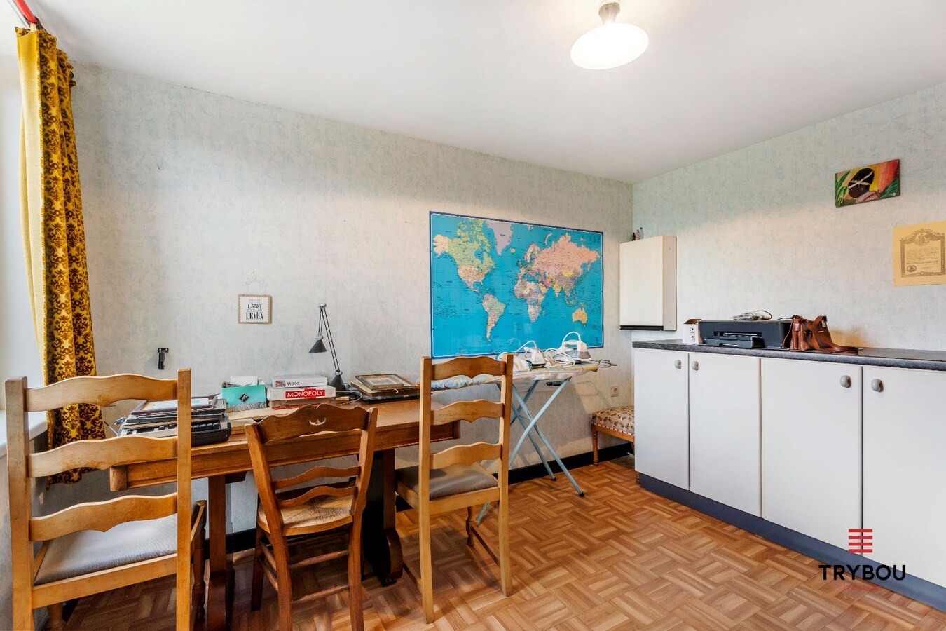 Zeer ruime gezinswoning in het centrum van Merkem 