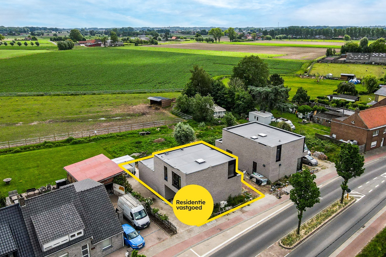 Af te werken nieuwbouwwoning in Eernegem 