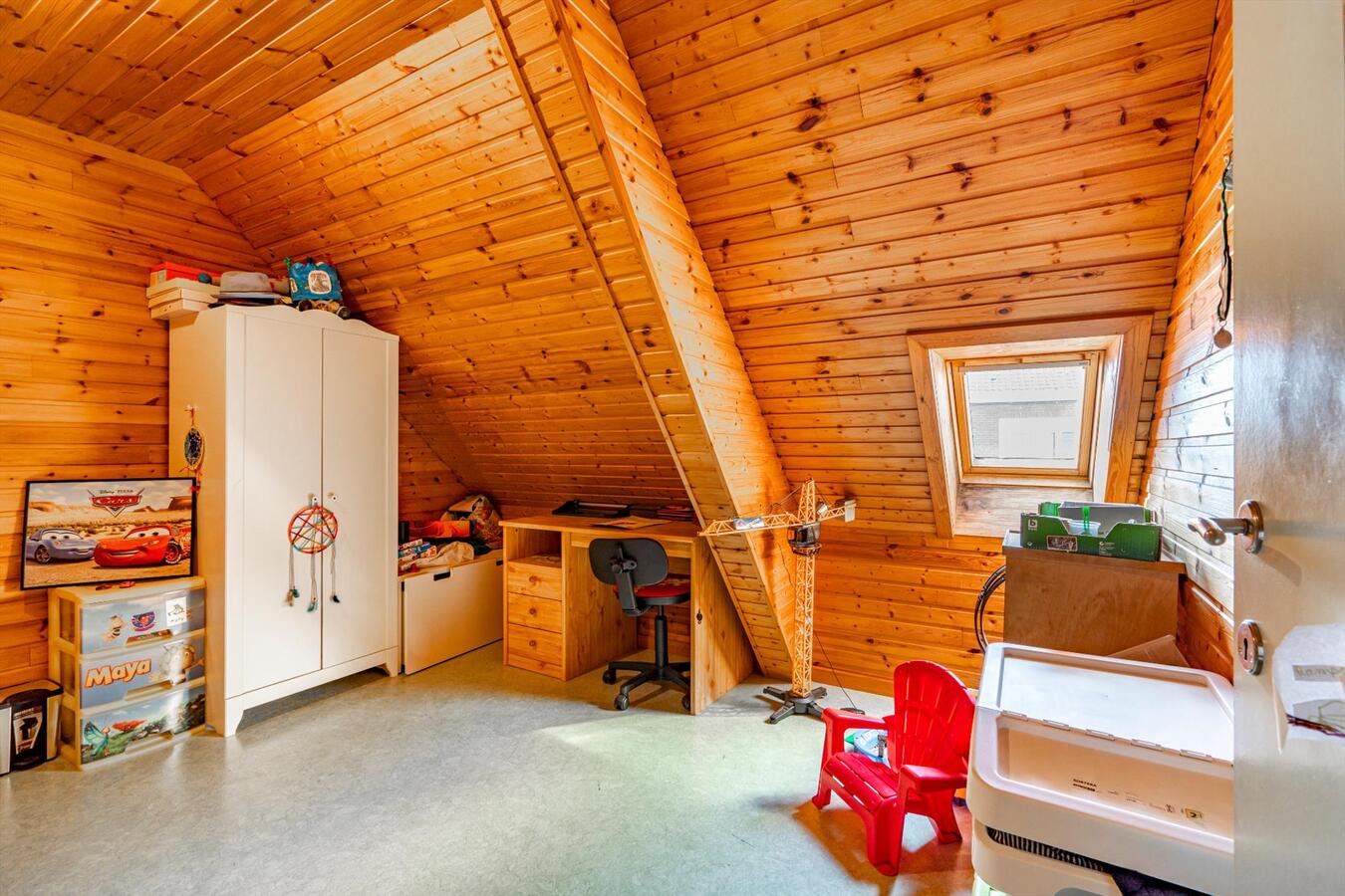 Uitstekend gelegen vrijstaande woning met grote onderhoudsvriendelijke tuin 