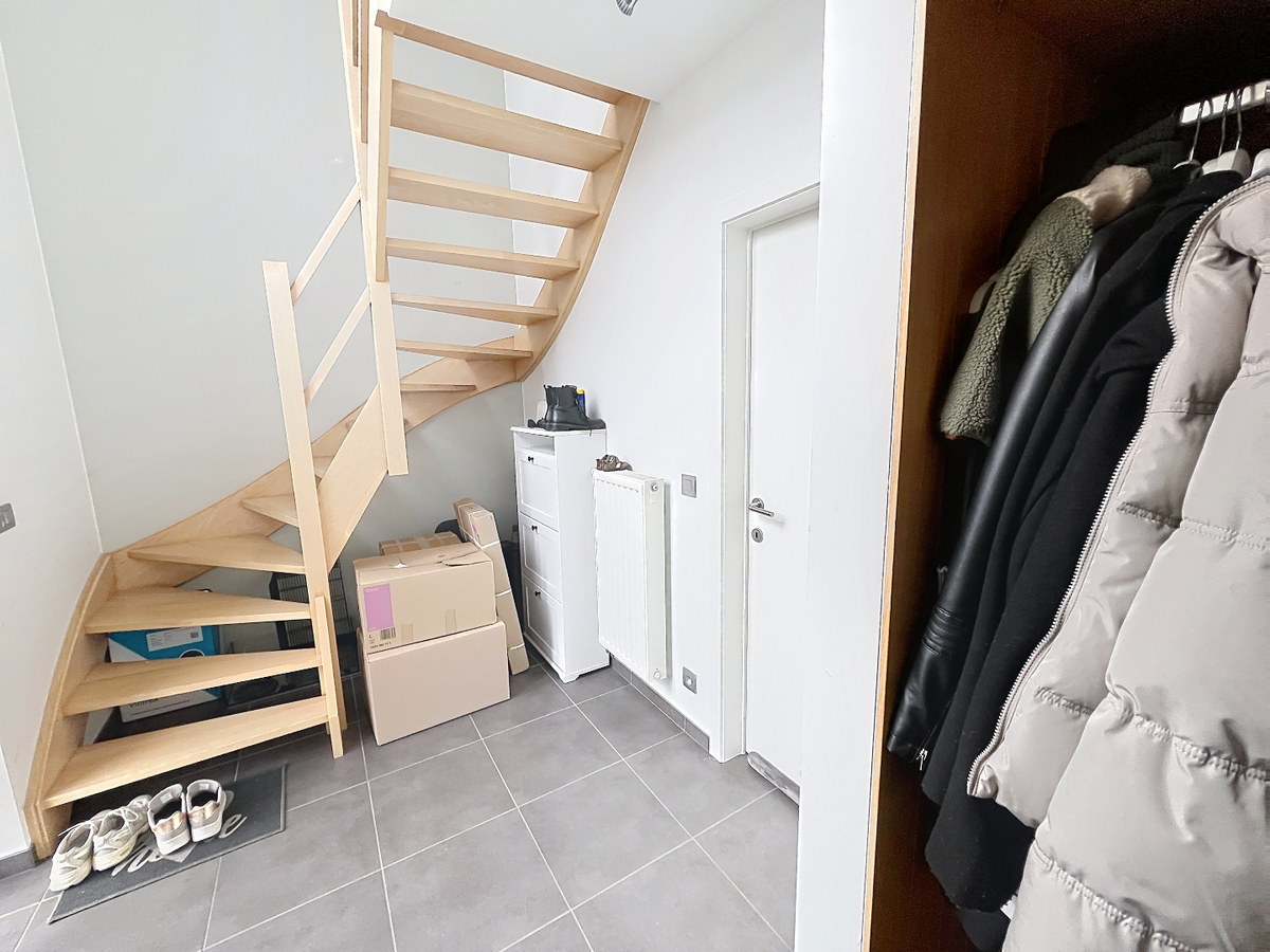 Instapklare halfopen woning met tuin 