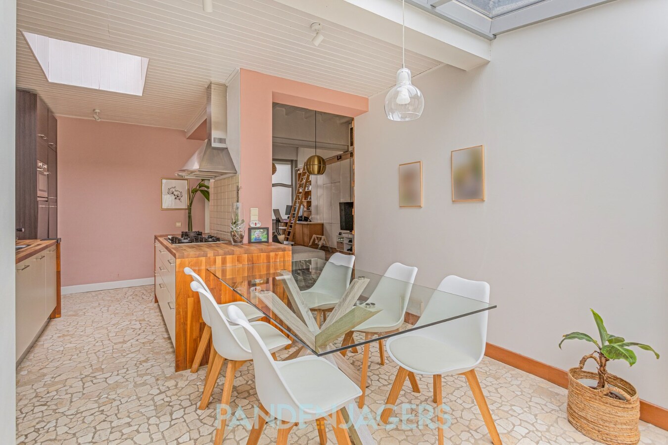 Charmante, gerenoveerde woning te Mechelen 