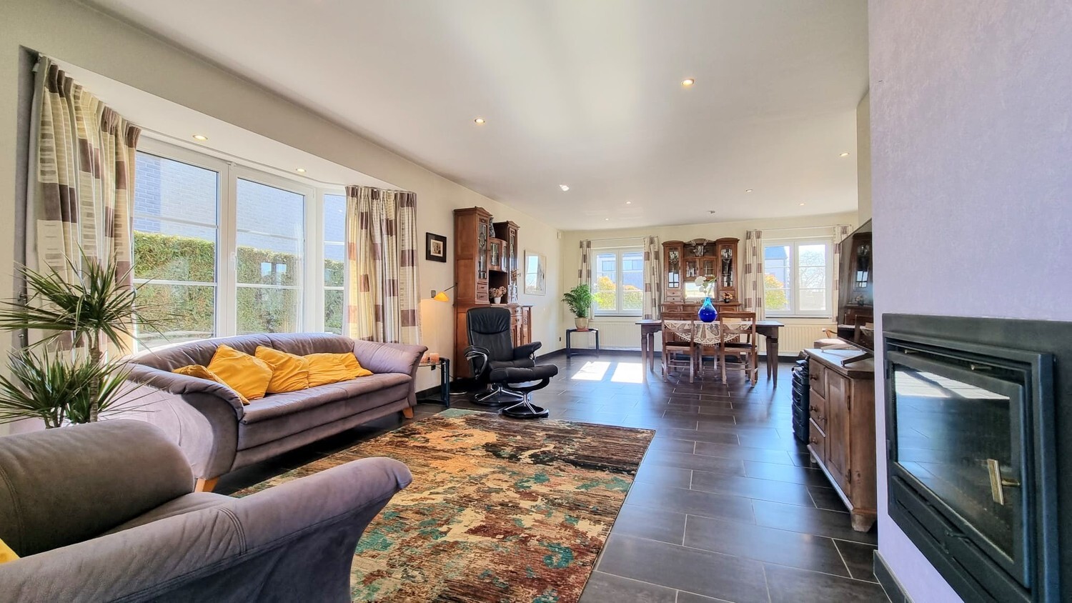 Royale woonst met panoramisch zicht én paardenweide 