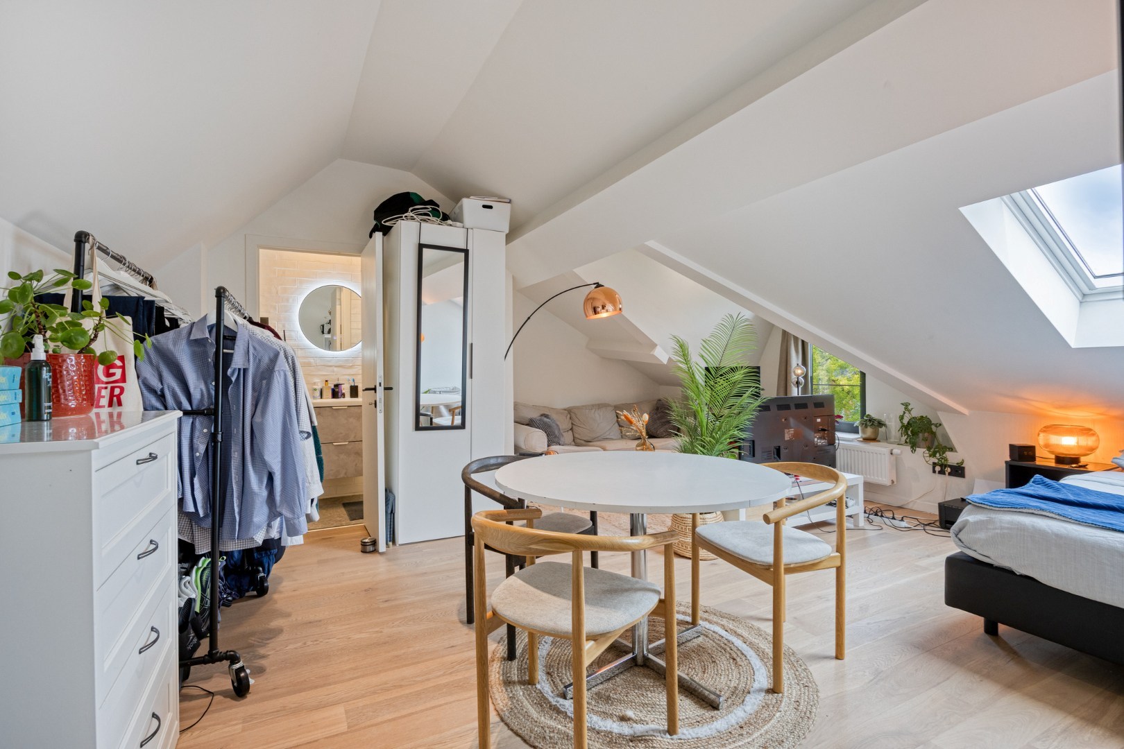Studentenkamer van 28m² in prachtig gerenoveerd en ruime residentie met tuin in Leuven - 79KWH/m² 