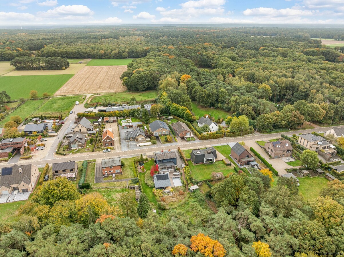 Ruime woning met 4 slaapkamers 