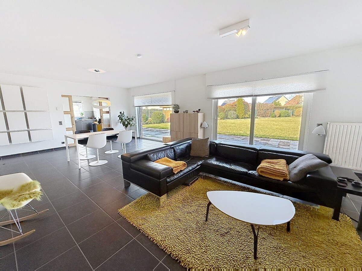 Villa te huur in Petegem-aan-de-Leie