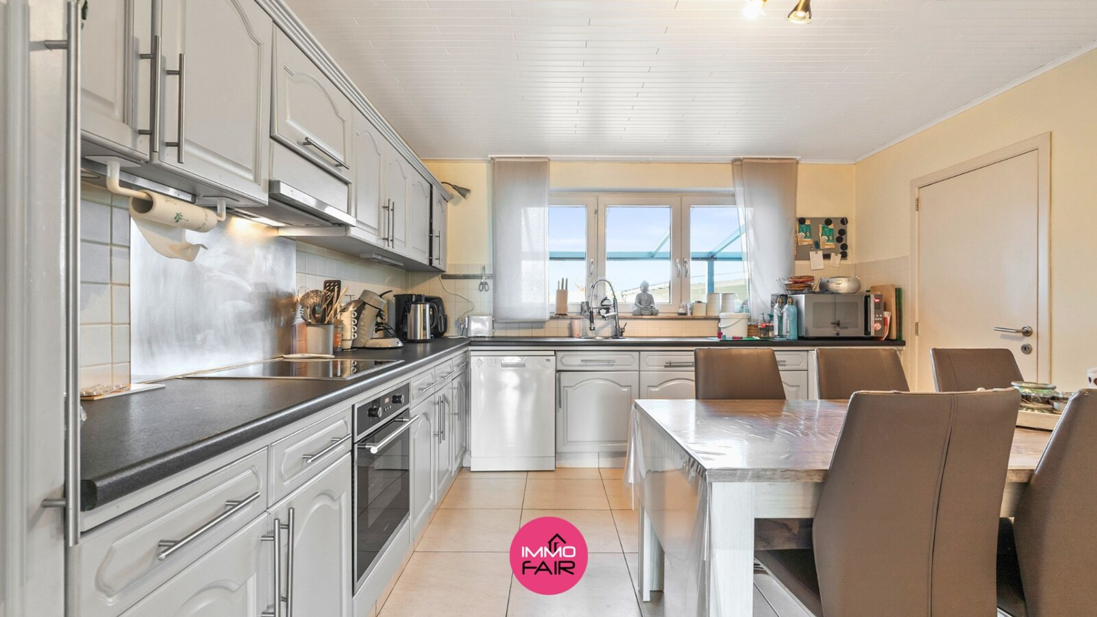 Ruime gezinswoning op geliefde locatie! 