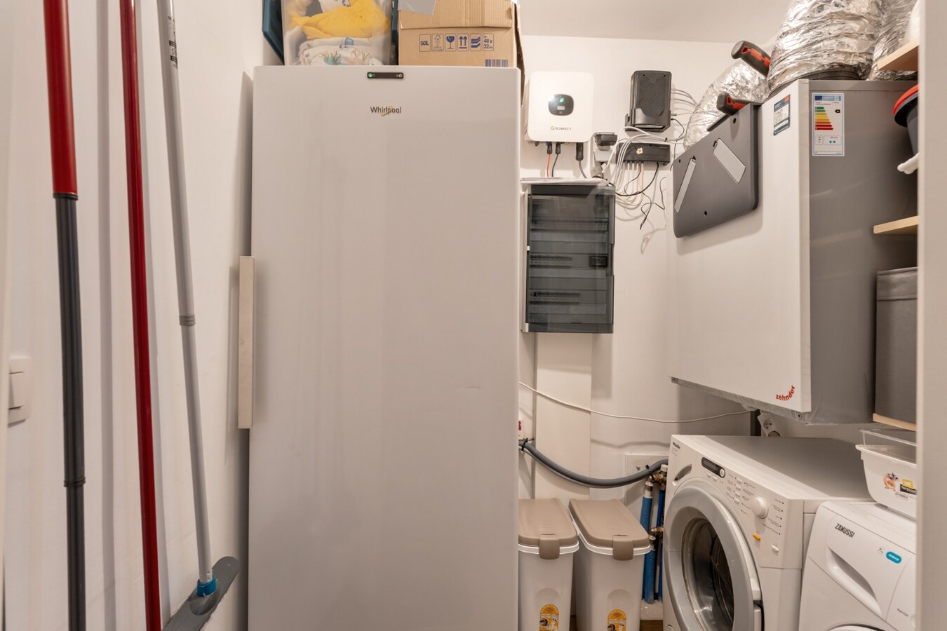 Recent, gelijkvloers appartement in een stijlvolle residentie mét ondergrondse parkeerplaats en kelderberging! 