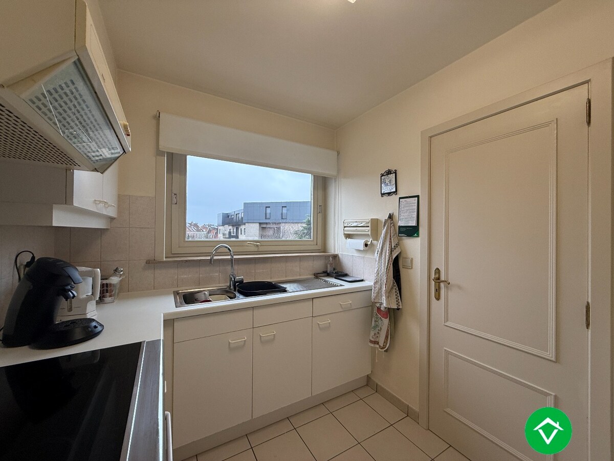 Ruim 2-slaapkamersappartement met garage in centrum Roeselare 