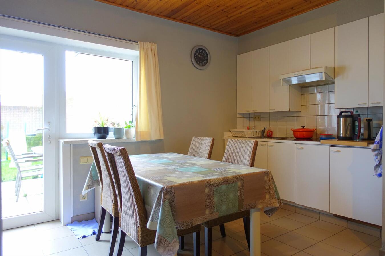 Gezellige rijwoning met garage vlakbij centrum 