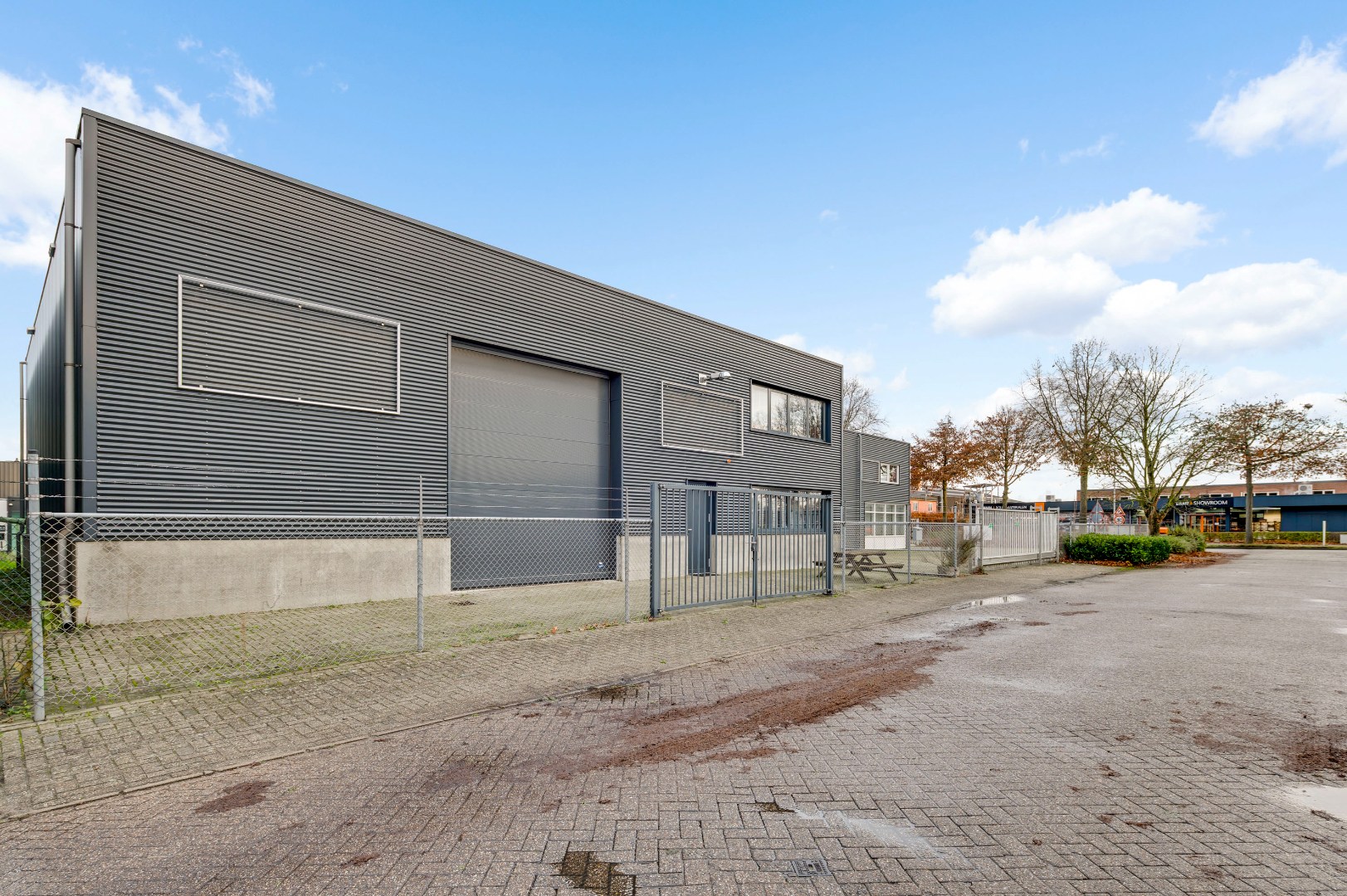 Hangar (Loods) te huur in Weert