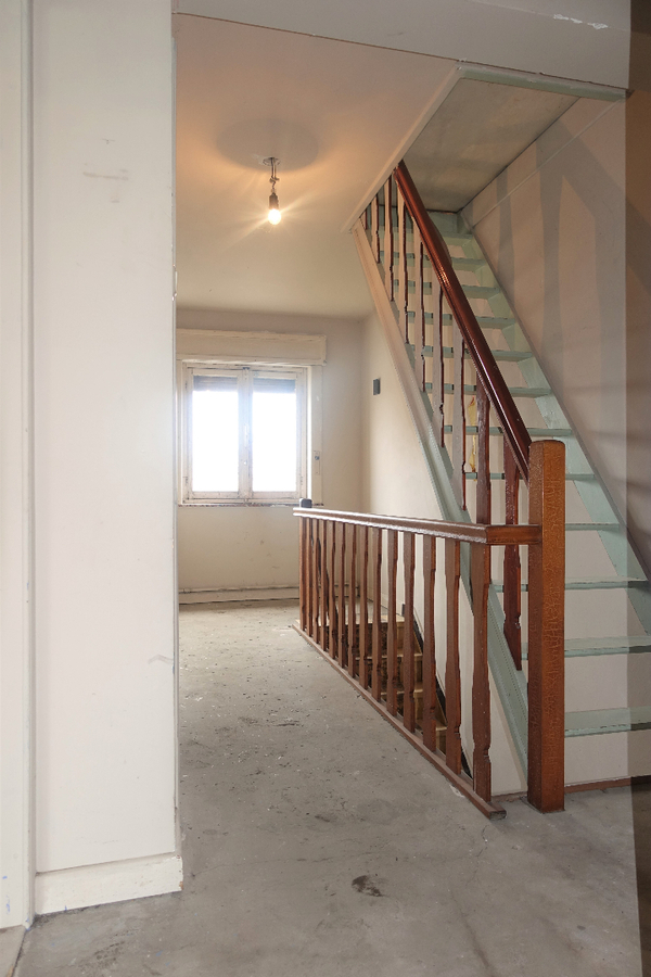 Renovatiewoning in het centrum van Eernegem 