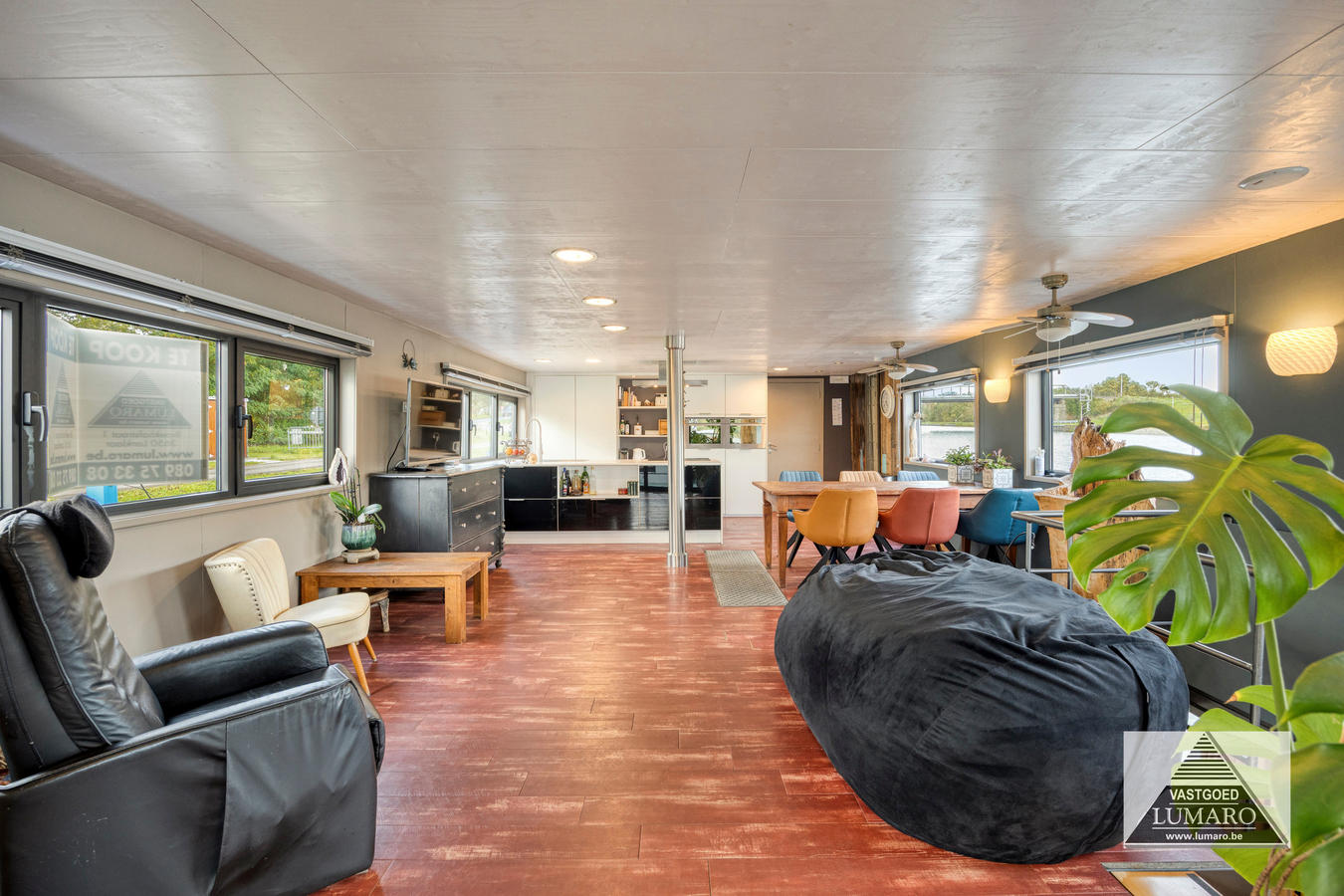 Adorabel Wonen op het Water (met domicilie) - vlakbij Maasmechelen Village 