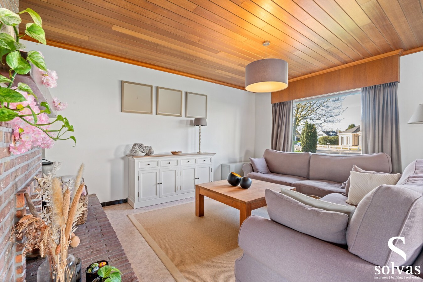 Halfopen woning op toplocatie! 