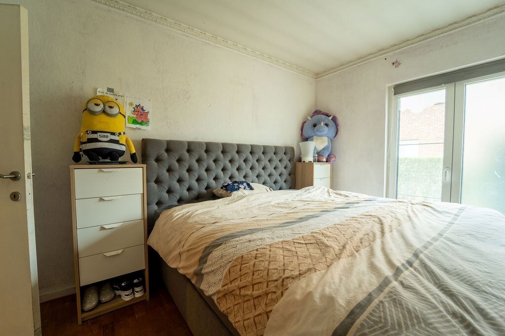 RUIME GELIJKVLOERSE WONING MET 3 SLAAPKAMERS, GARAGE EN RUIME TUIN TE HASSELT (KERMT) 