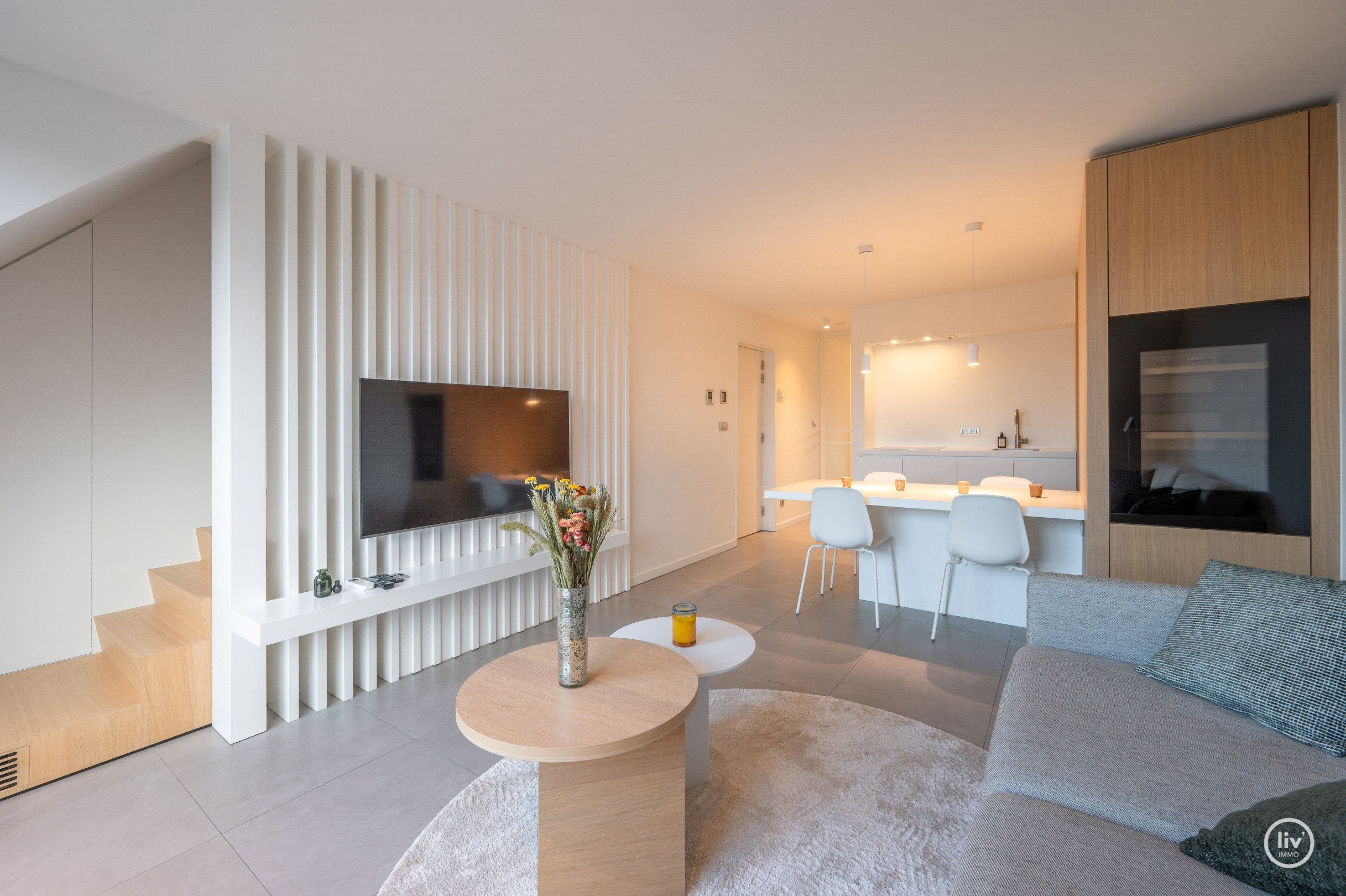 Stijlvolle en instapklare duplex met 2 ruime slaapkamers nabij het Rubensplein 