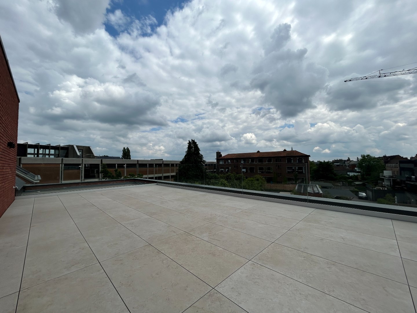 Prachtig dakappartement met 2 slaapkamers, nabij de markt van Geel! 