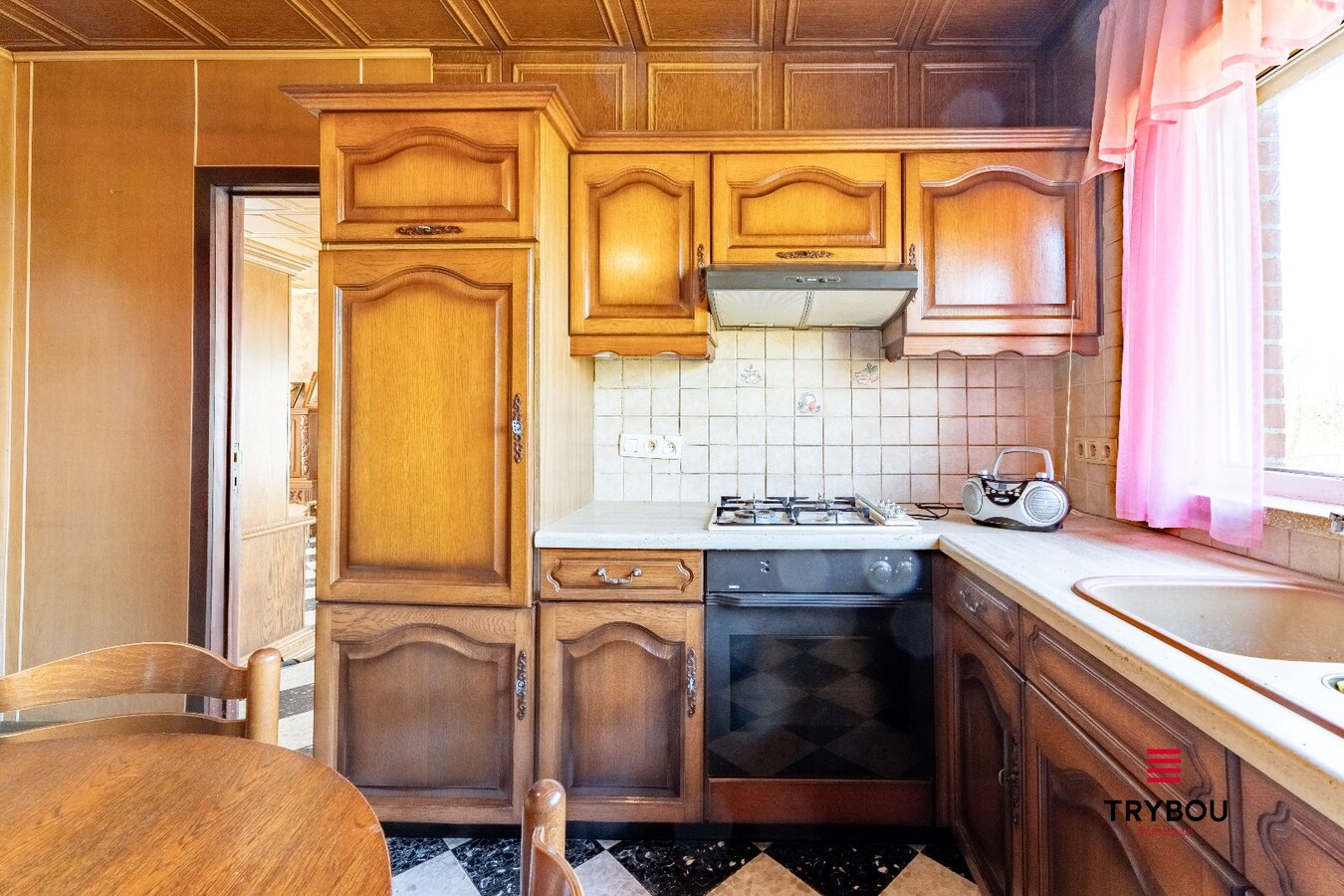 Charmante woning met grote tuin en tal van mogelijkheden 