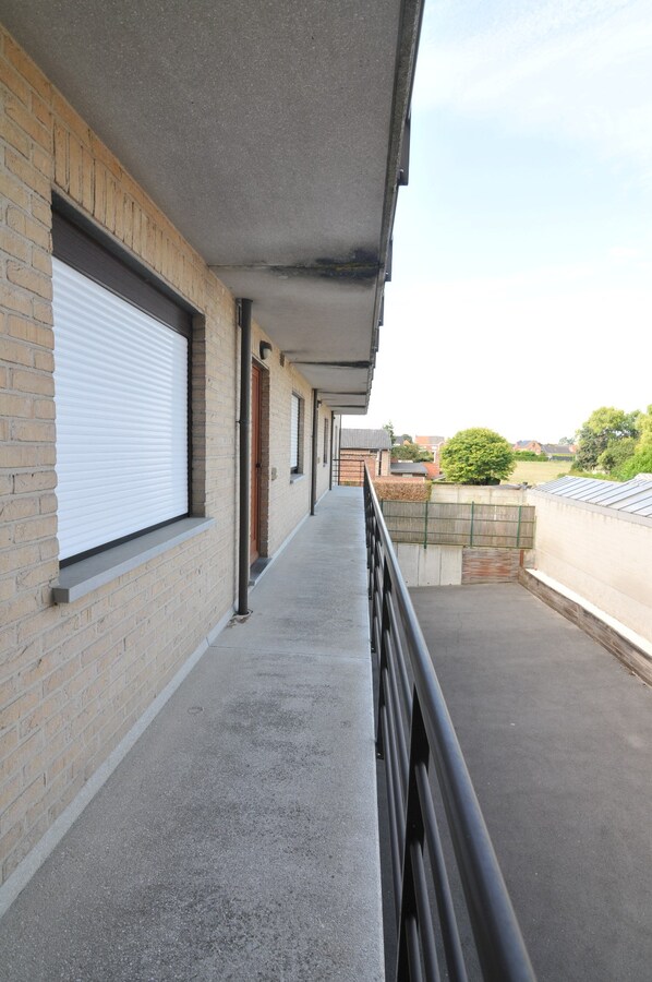 Instapklaar 1-slaapkamerappartement in hartje Avelgem 