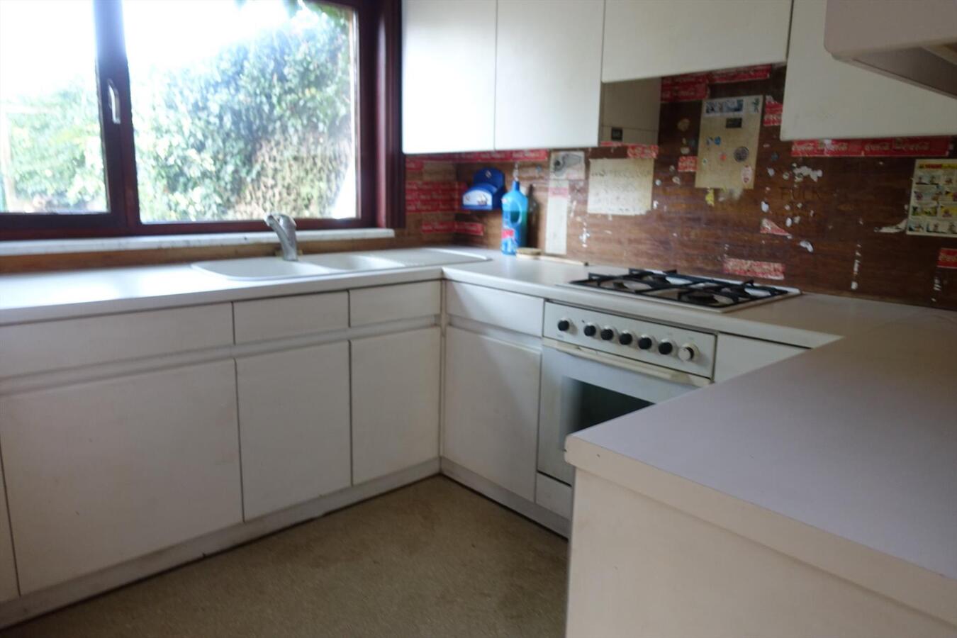 Te renoveren rijwoning op perceel van 210 m² 