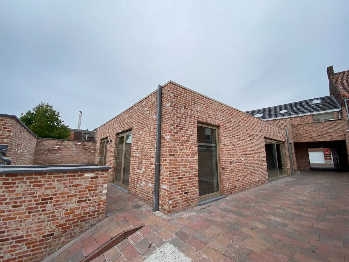 Recent gelijkvloersappartement met 2 slaapkamers 