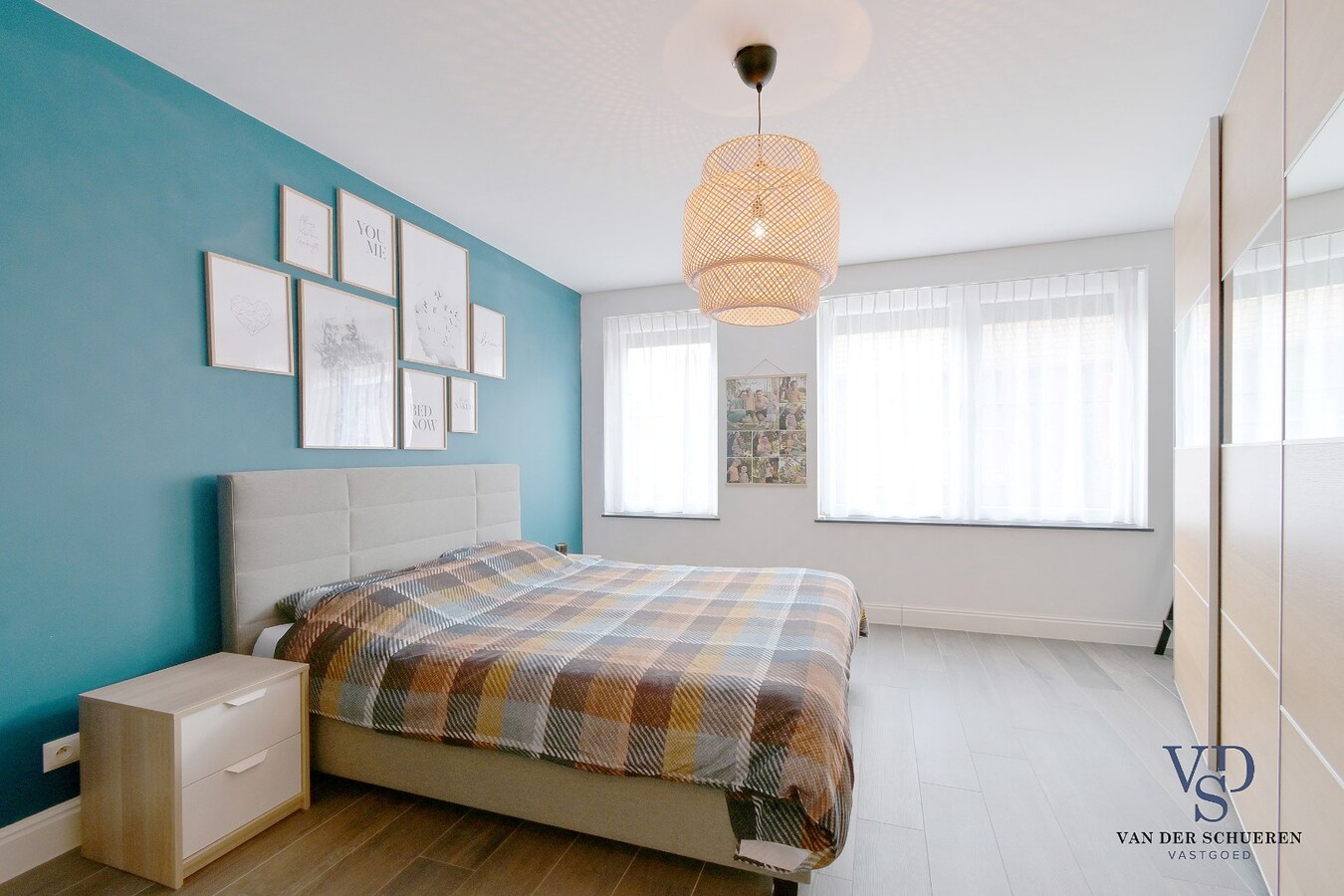 Ruime, instapklare gezinswoning in centrum Gavere. 