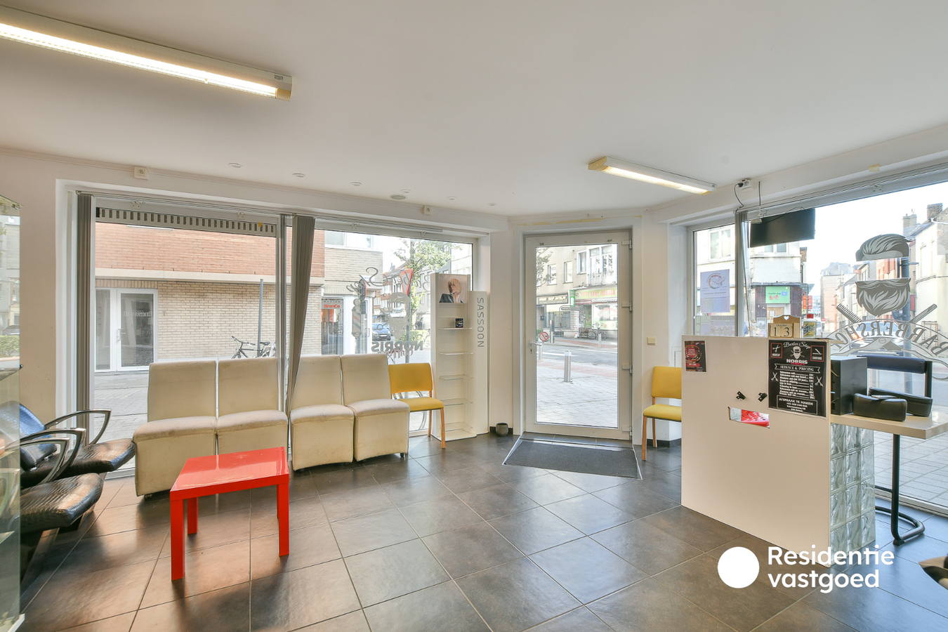 Te koop commerciële winkel - Oostende