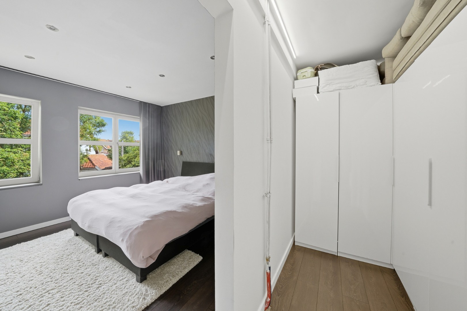 Duplex-appartement van 165 m² met garage, carport en zonnig terras in de Vicognewijk 