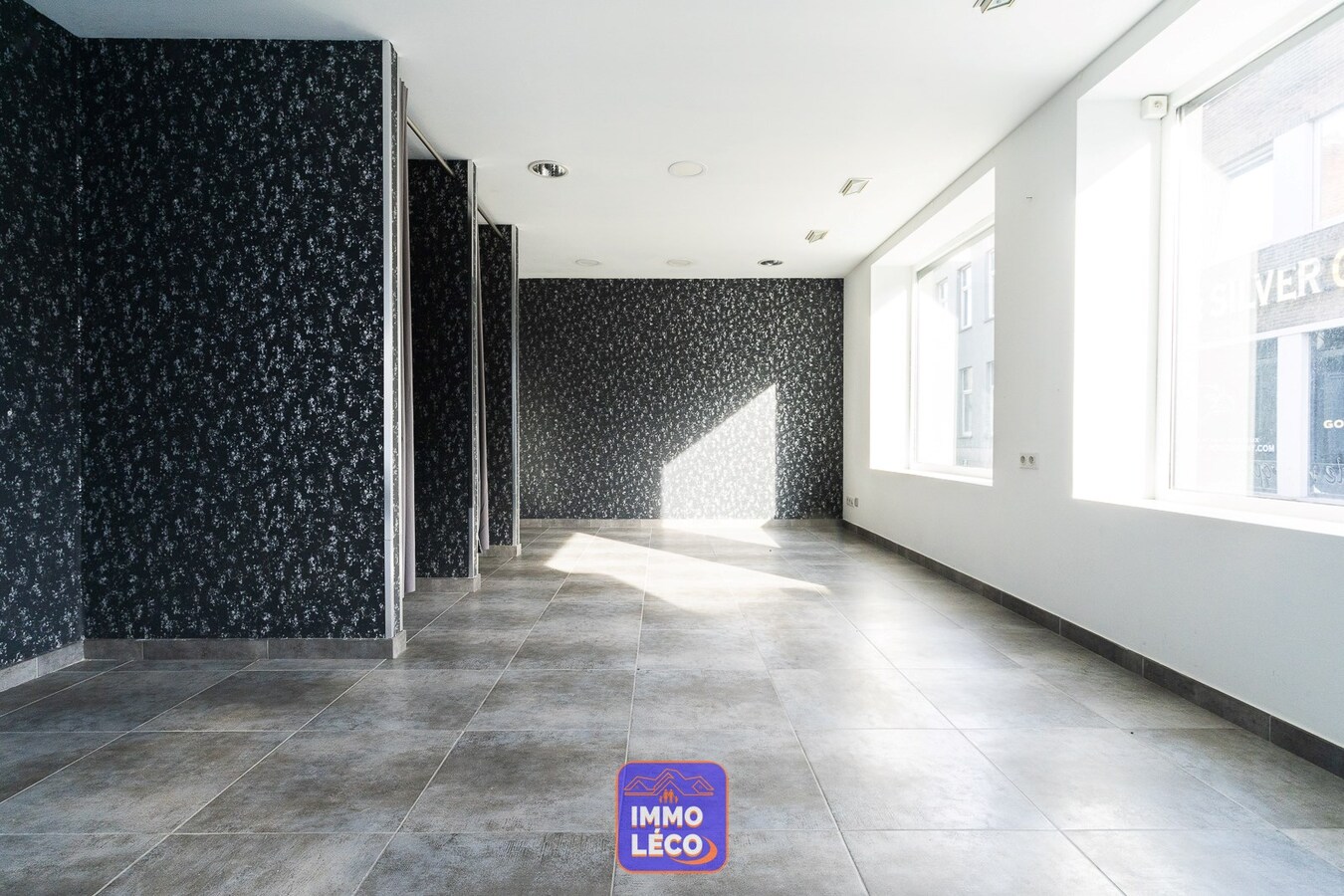 Surface commerciale en plein cœur du village de Dottignies ! 