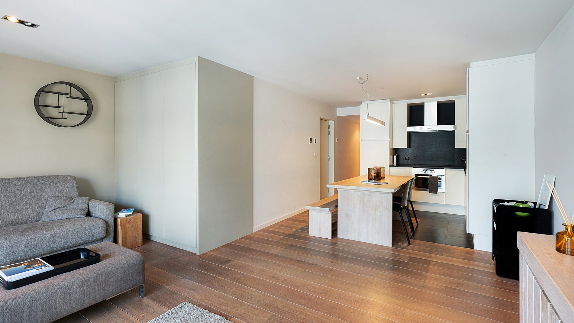 Recent 2-slaapkamer appartement centraal gelegen vlakbij zee in Knokke 