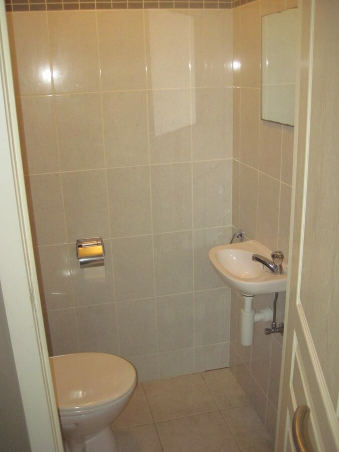 Ruim duplex 2-slp-appartement in centrum Gavere. 