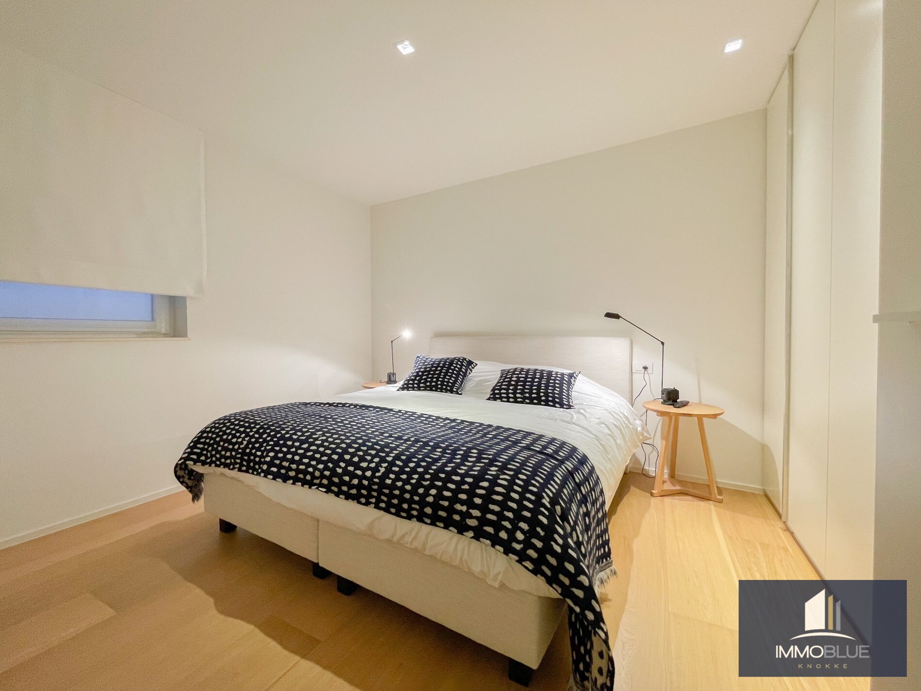 Appartement met zijdelings zeezicht en een ruim zuidwest gericht terras. 