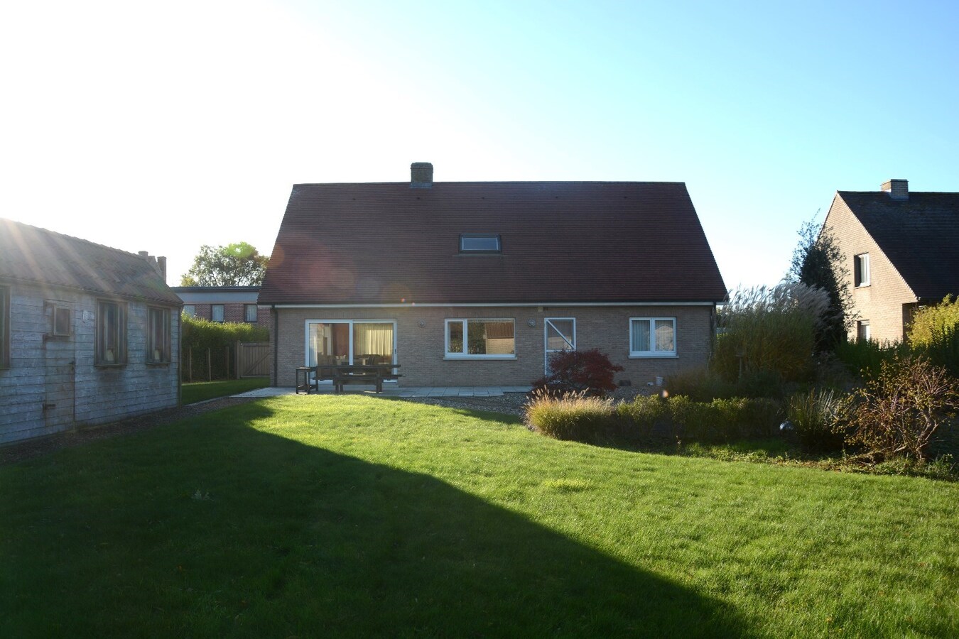 Stijlvolle villa met 4 slaapkamers en grote tuin 